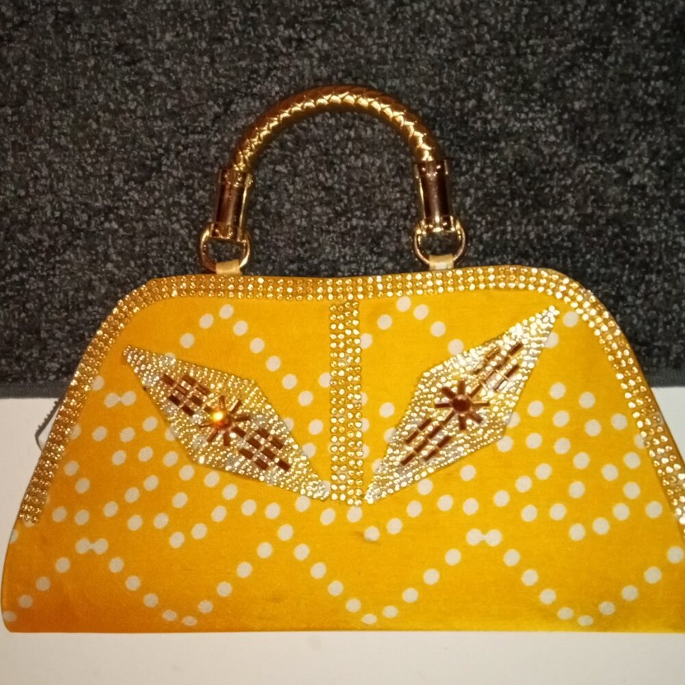 YELLOW AND WHITE (LIGHT- WEIGHTED) CROSSBODY SATCHEL WOMANS PURSE